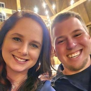 Meet your Posher, Dee